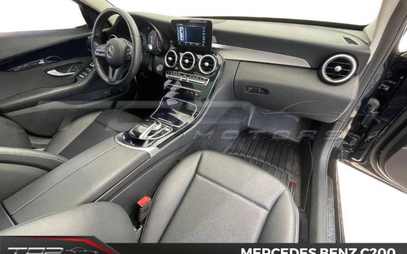Mercedes Benz