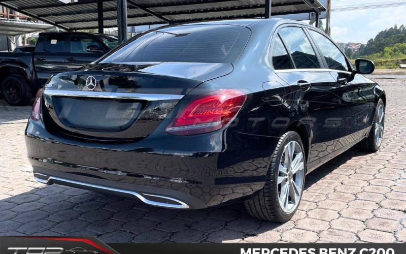 Mercedes Benz