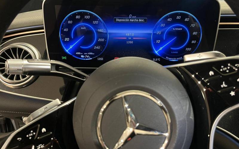 Mercedes Benz