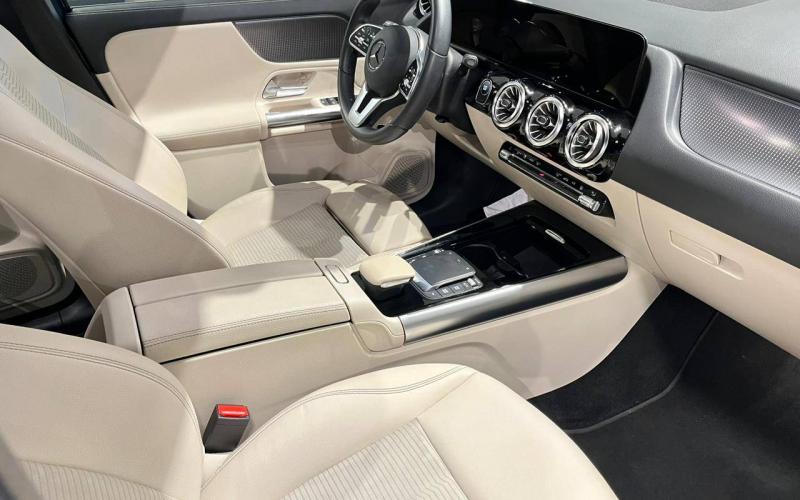 Mercedes Benz