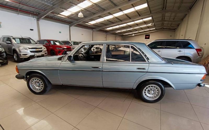 Mercedes Benz