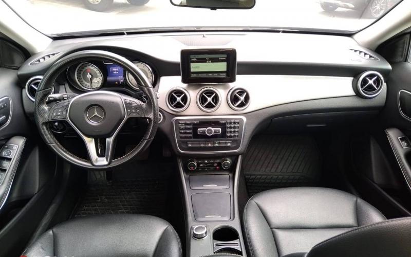 Mercedes Benz