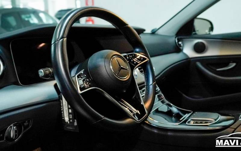 Mercedes Benz