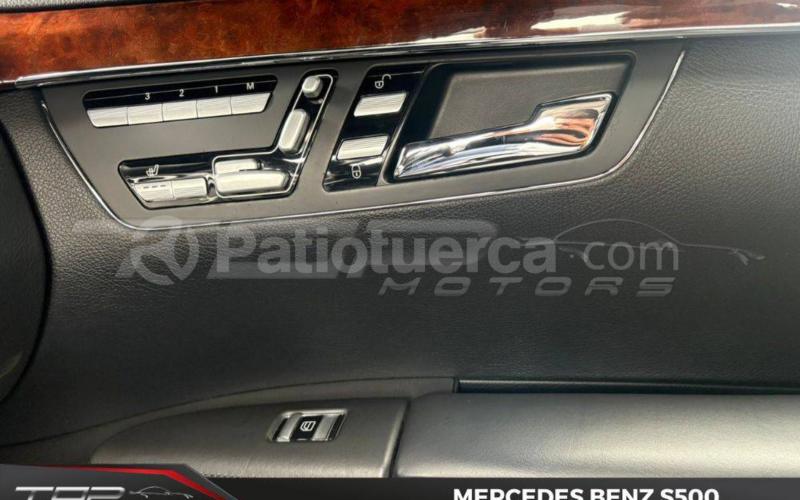 Mercedes Benz