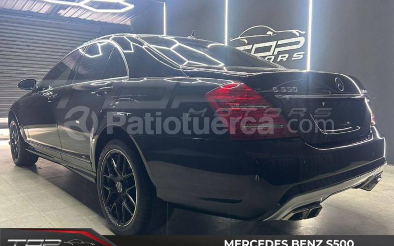 Mercedes Benz