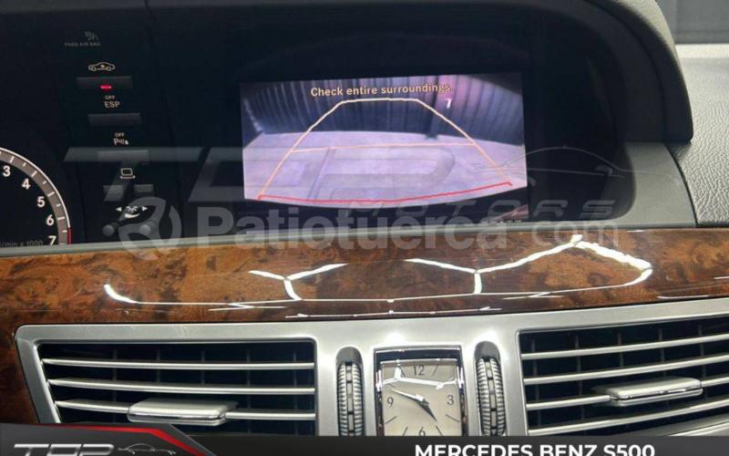 Mercedes Benz