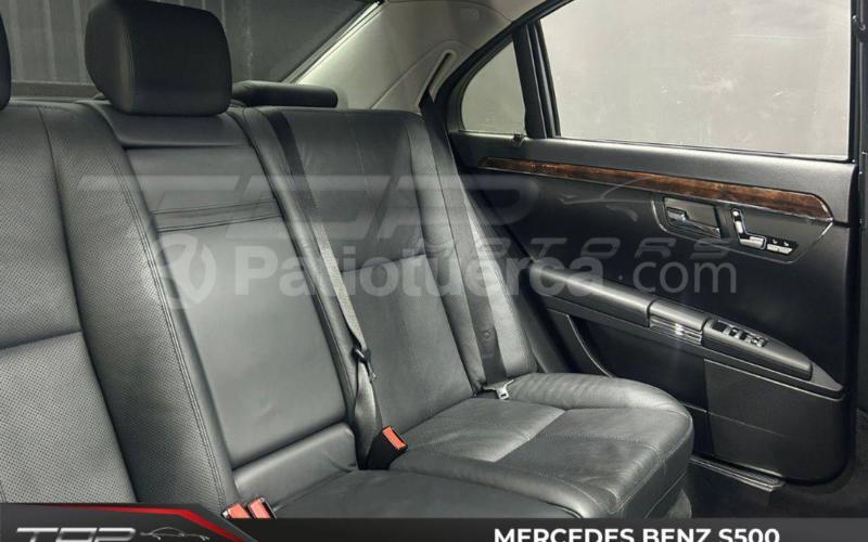 Mercedes Benz