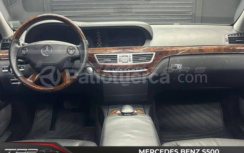 Mercedes Benz