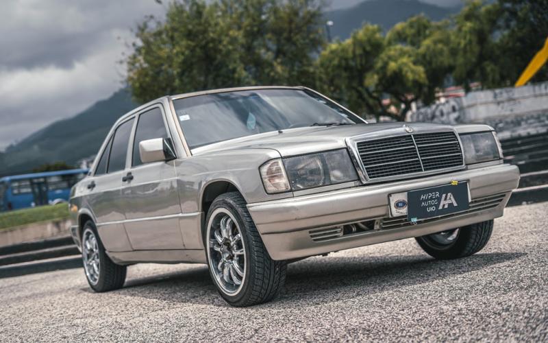 Mercedes Benz