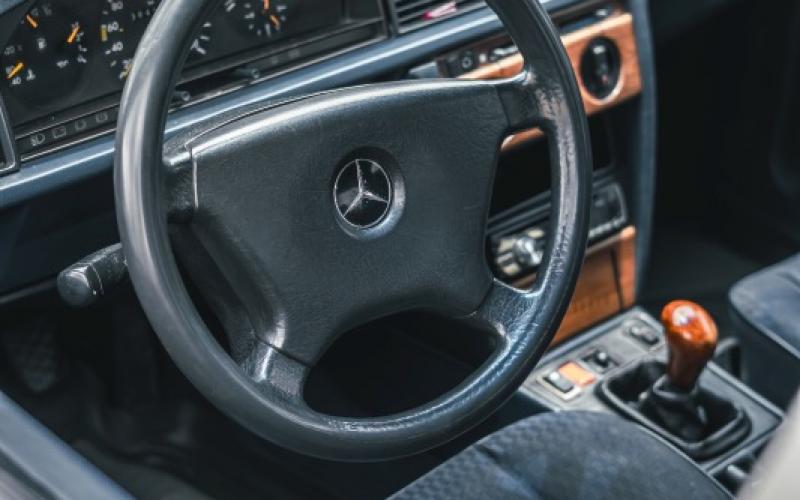 Mercedes Benz