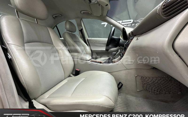 Mercedes Benz