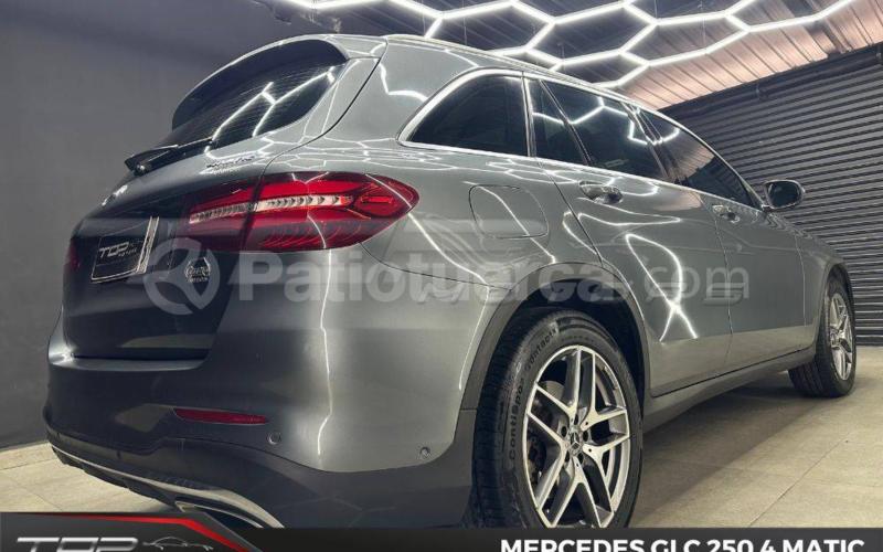 Mercedes Benz
