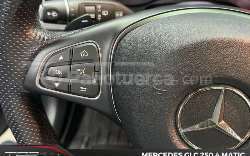 Mercedes Benz