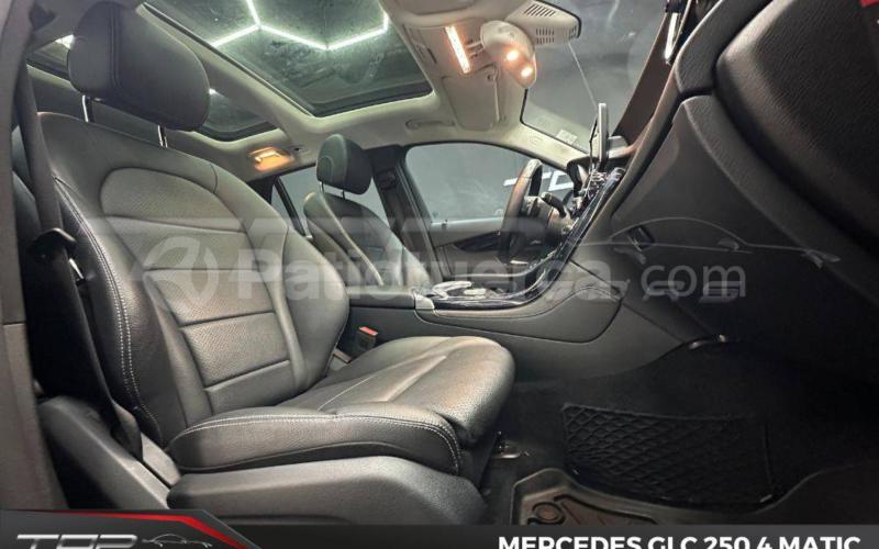 Mercedes Benz