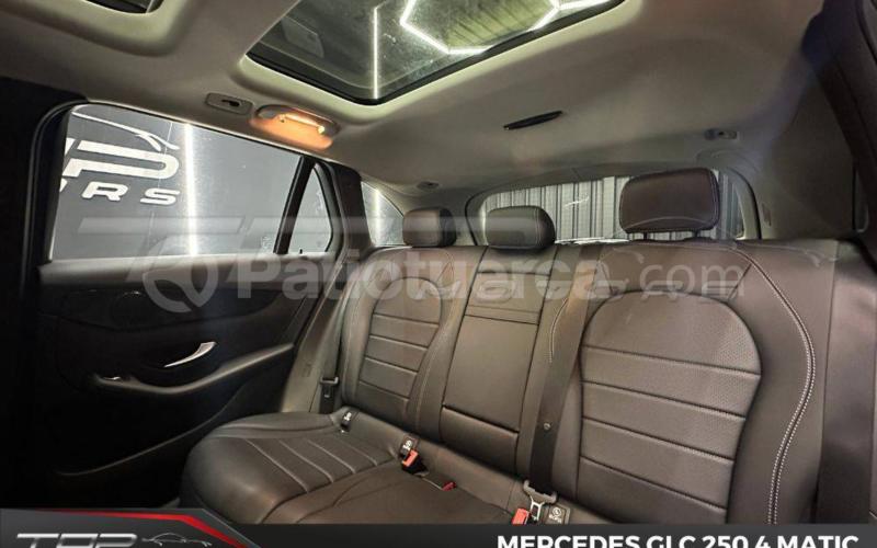 Mercedes Benz