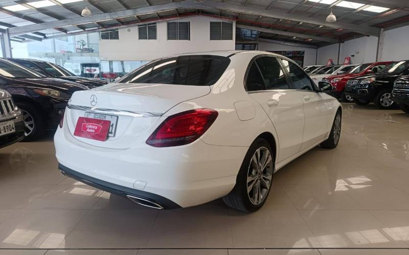 Mercedes Benz