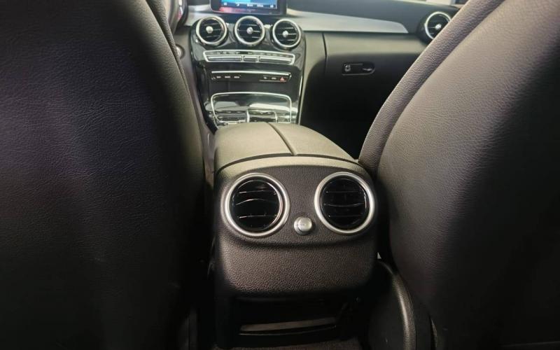 Mercedes Benz