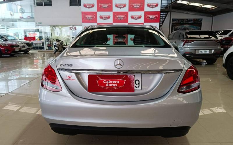 Mercedes Benz
