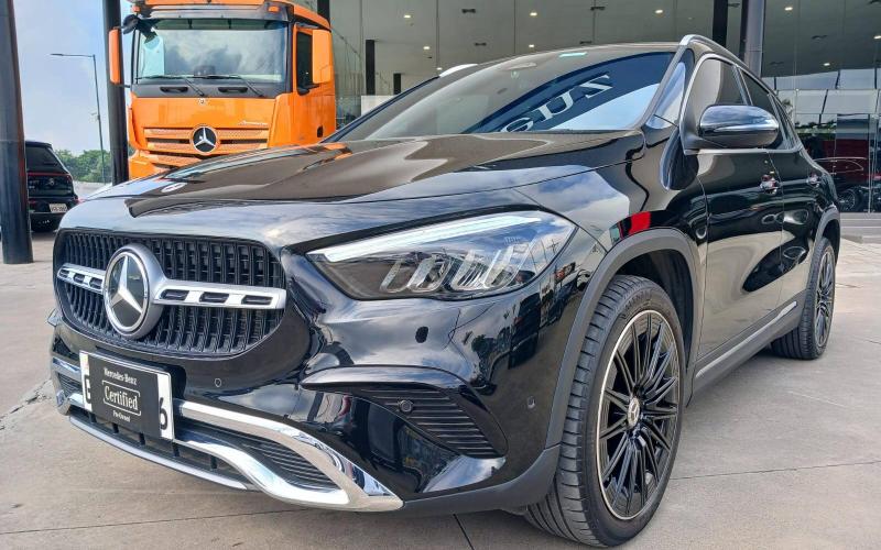 Mercedes Benz