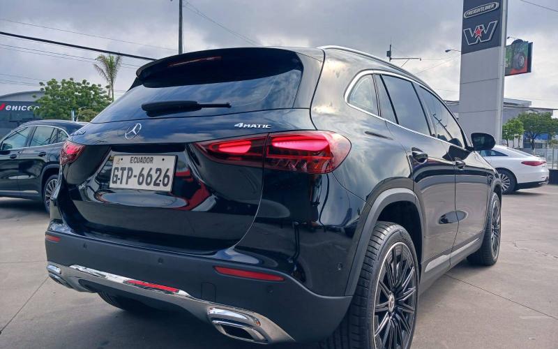 Mercedes Benz
