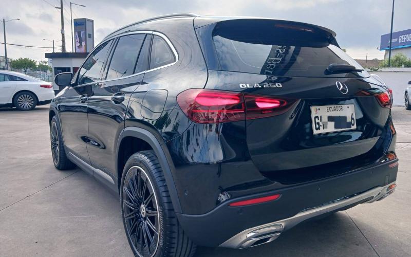 Mercedes Benz
