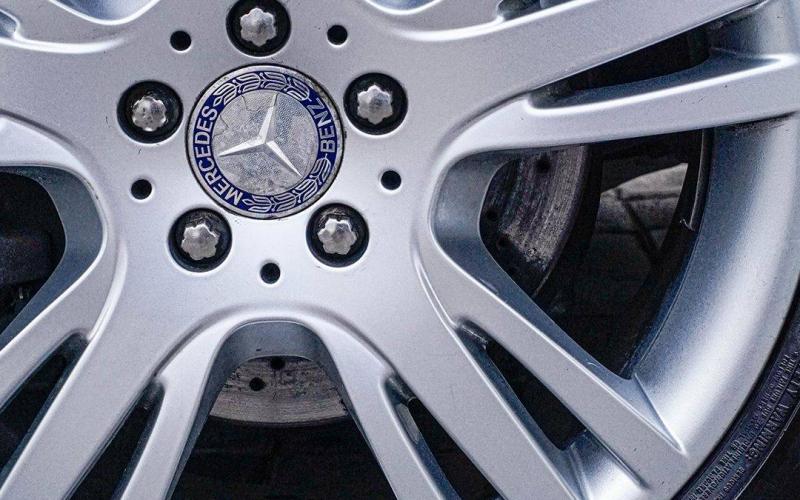 Mercedes Benz