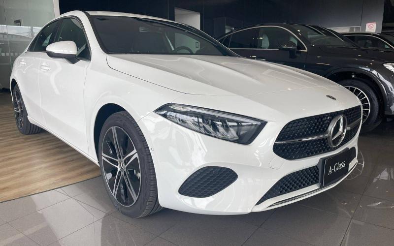 Mercedes Benz
