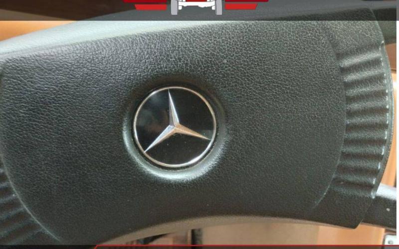 Mercedes Benz