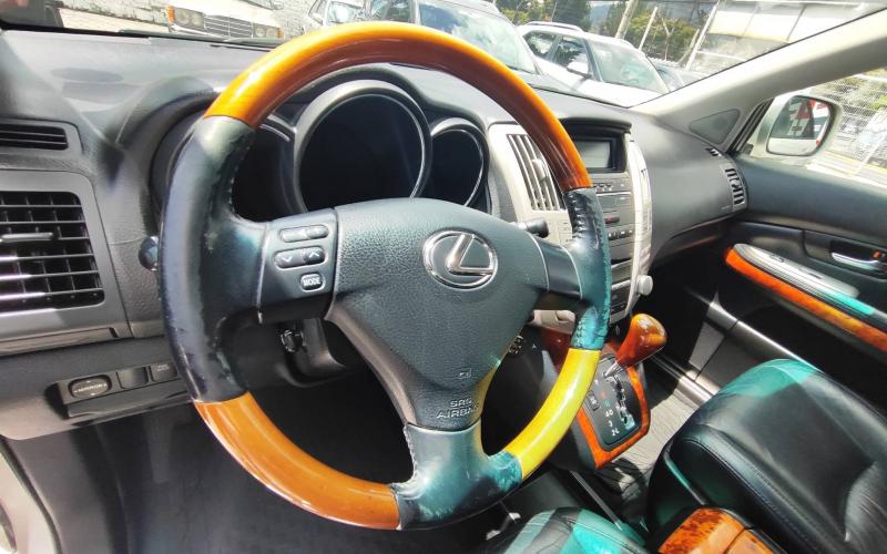 Lexus