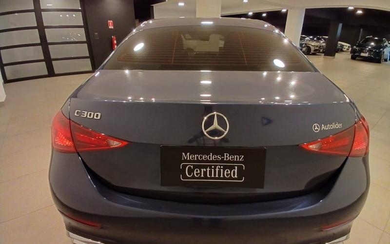 Mercedes Benz