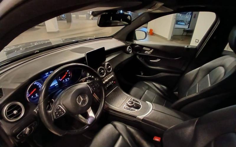 Mercedes Benz
