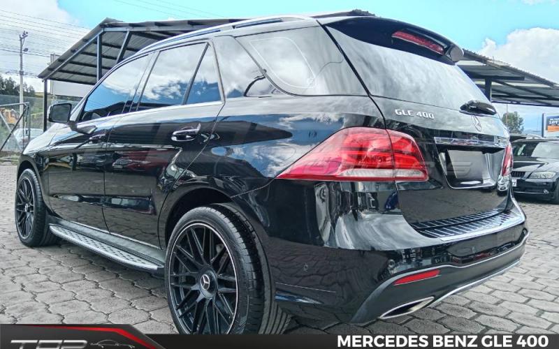 Mercedes Benz