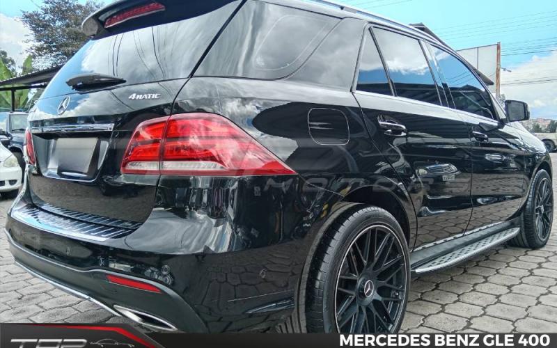 Mercedes Benz