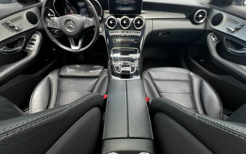 Mercedes Benz