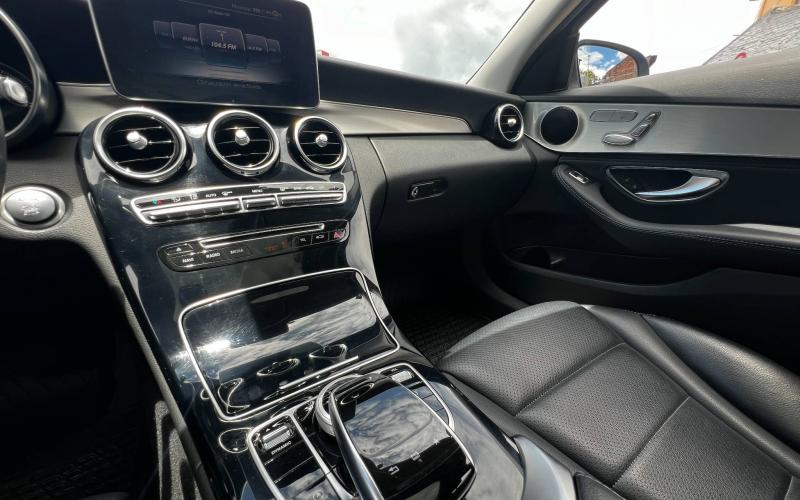Mercedes Benz