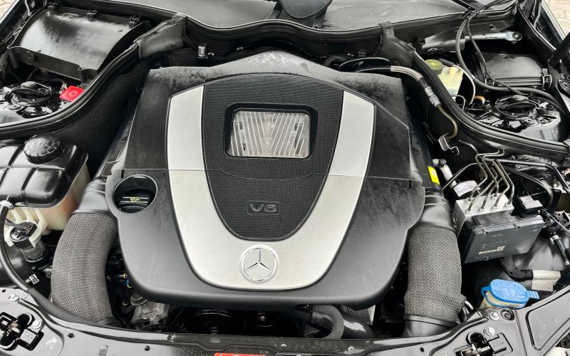 Mercedes Benz