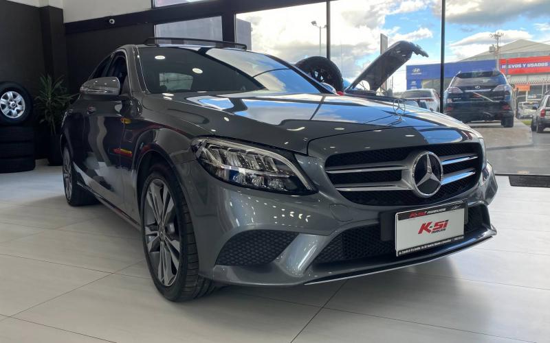 Mercedes Benz