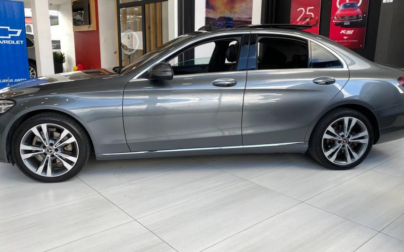 Mercedes Benz