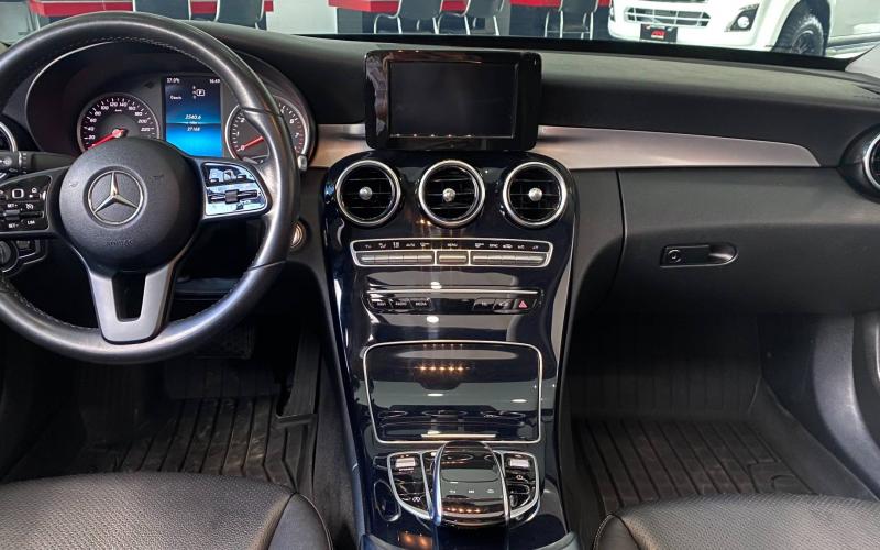 Mercedes Benz