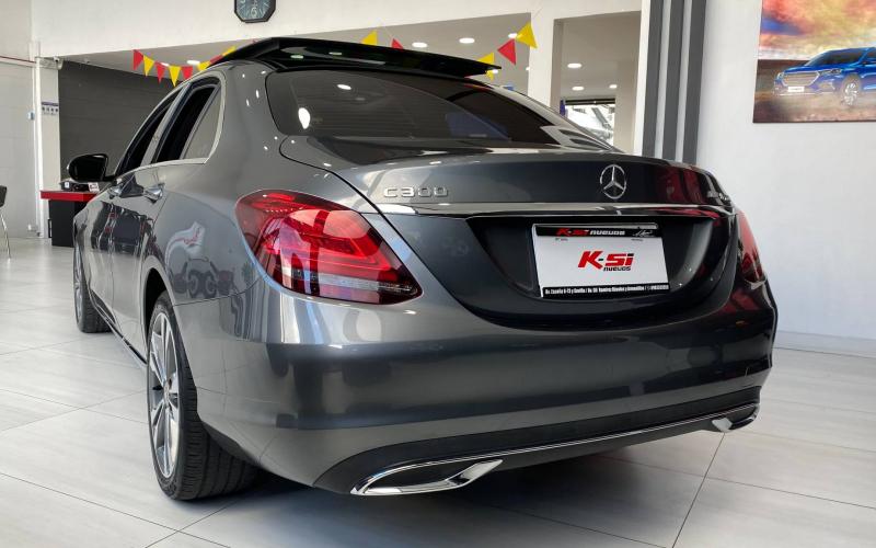 Mercedes Benz