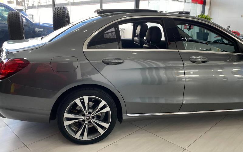 Mercedes Benz