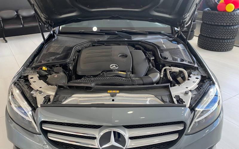 Mercedes Benz