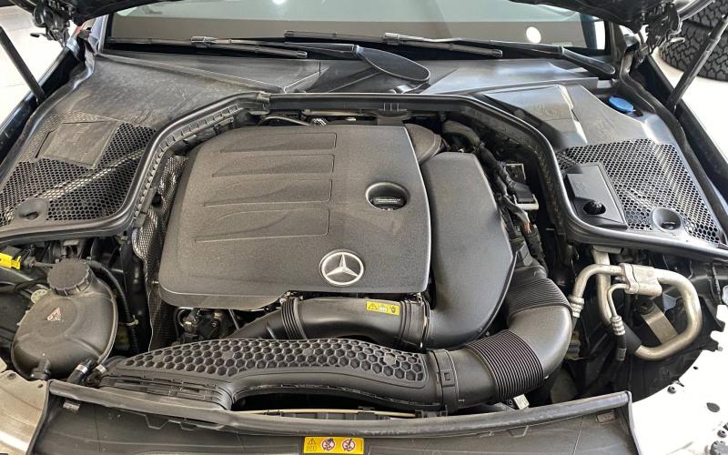 Mercedes Benz