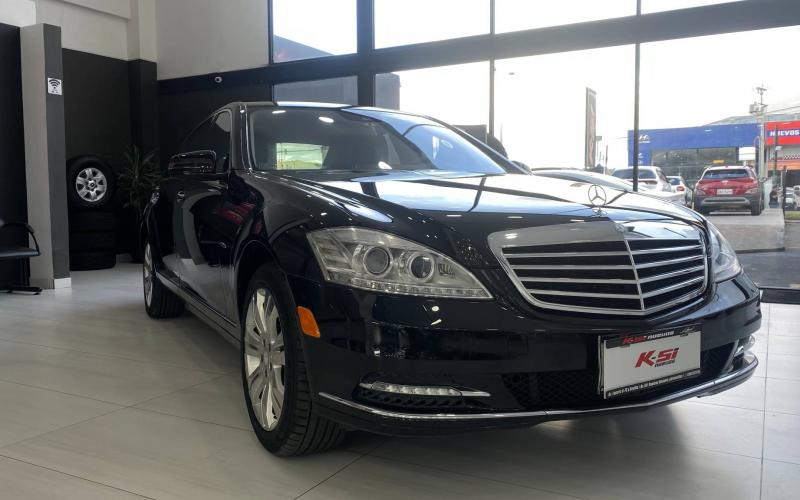 Mercedes Benz