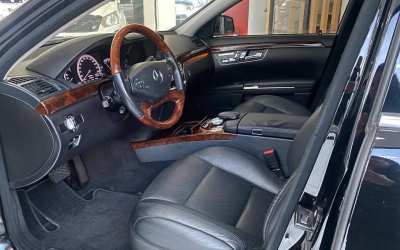 Mercedes Benz