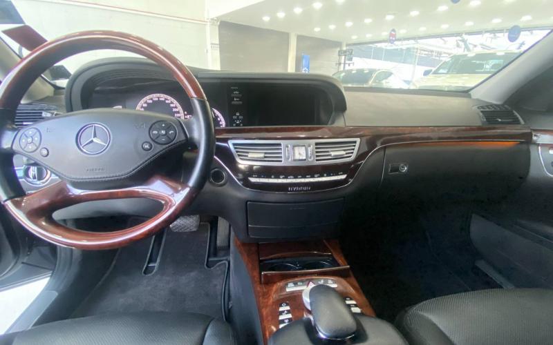 Mercedes Benz