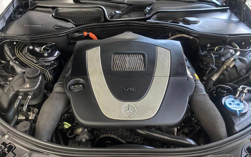 Mercedes Benz
