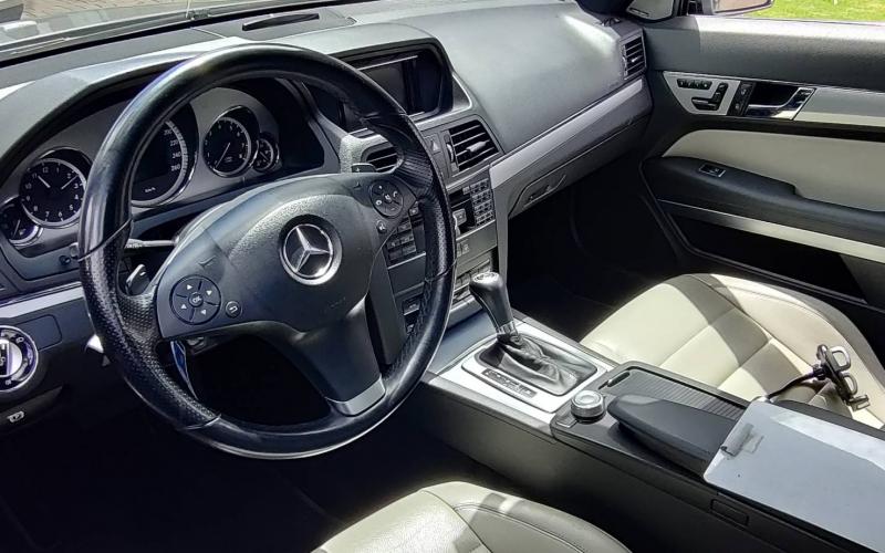 Mercedes Benz