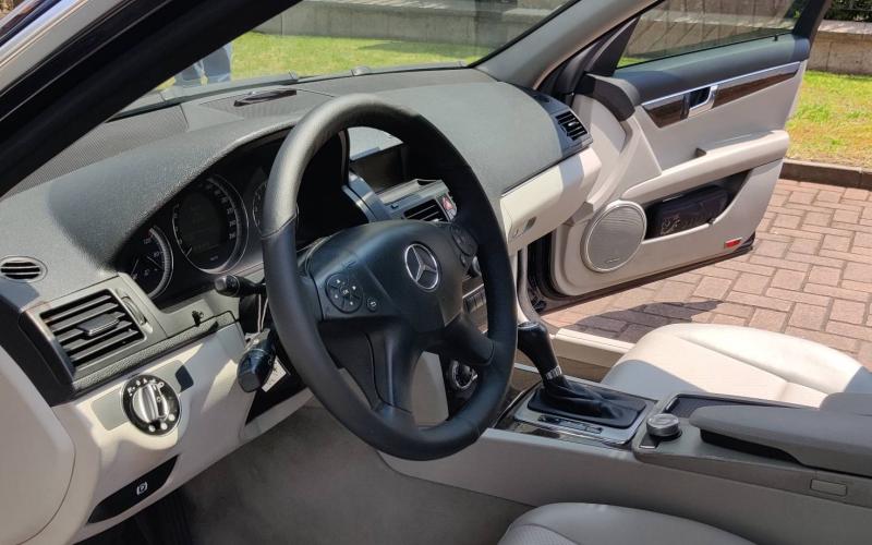 Mercedes Benz