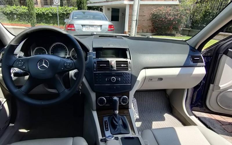Mercedes Benz